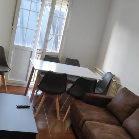 Apartmán Tin Apt Lugo Exteriér fotografie