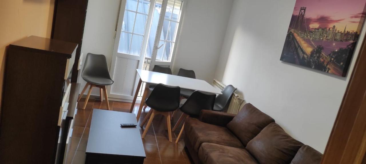 Apartmán Tin Apt Lugo Exteriér fotografie